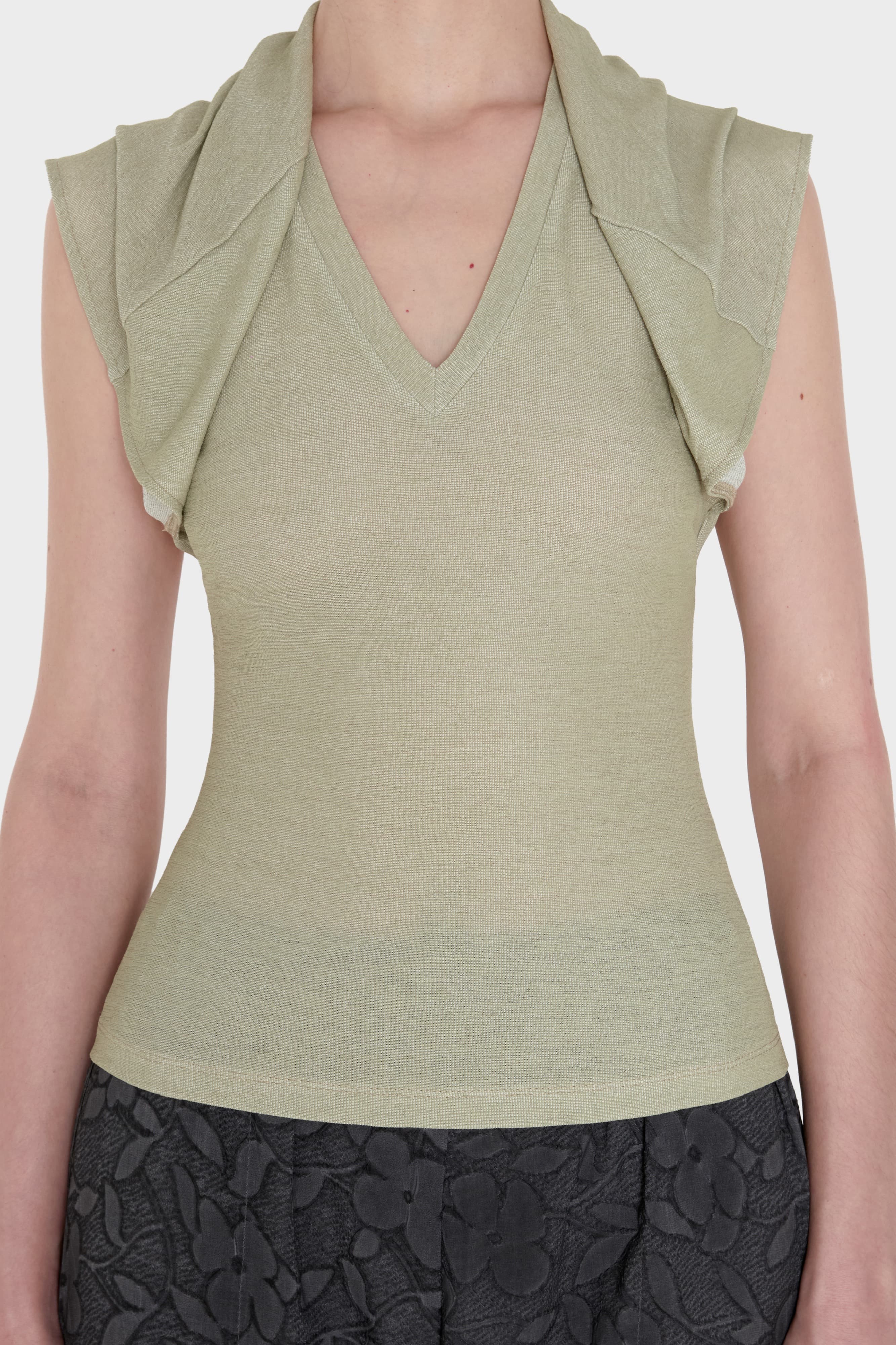 Scarf T-Shirt